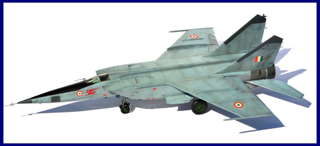 Photo Credit: military today / Let's Explore The Russian High-Speed MiG-25 And MiG-31