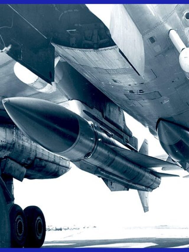 Open-source illustrative image / Kh-22 under the fuselage of Tu-95K