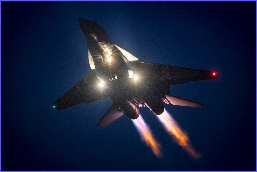 Photo Credit: Hesja Air-Art Photography / How Afterburner Combustion Transforms Jet Performance